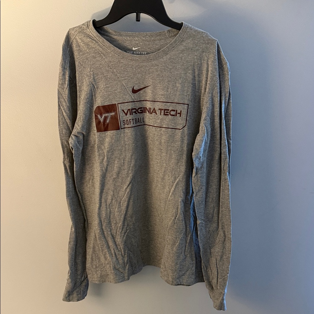 Nike Gray Long Sleeve Tee